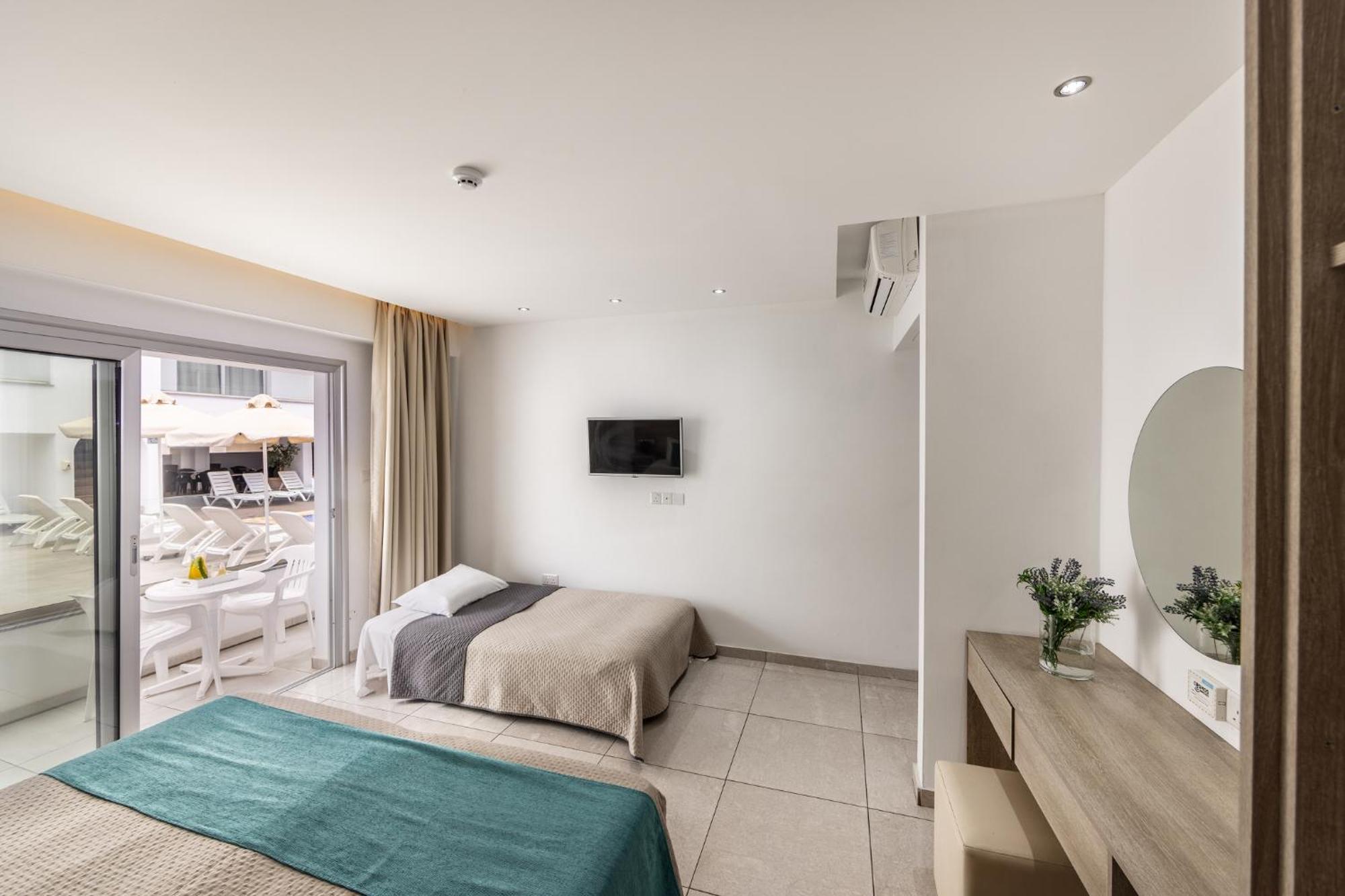 Milea Hotel Ayia Napa Værelse billede