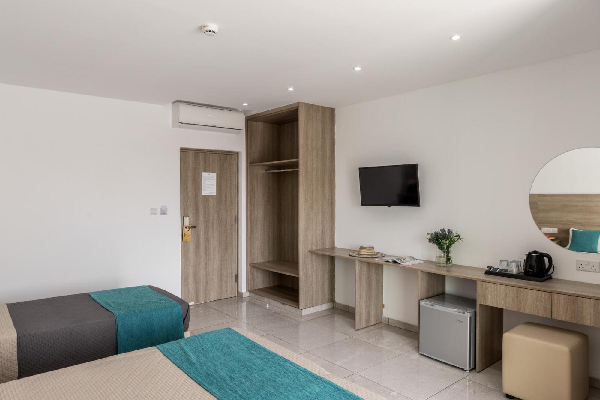 Milea Hotel Ayia Napa Værelse billede