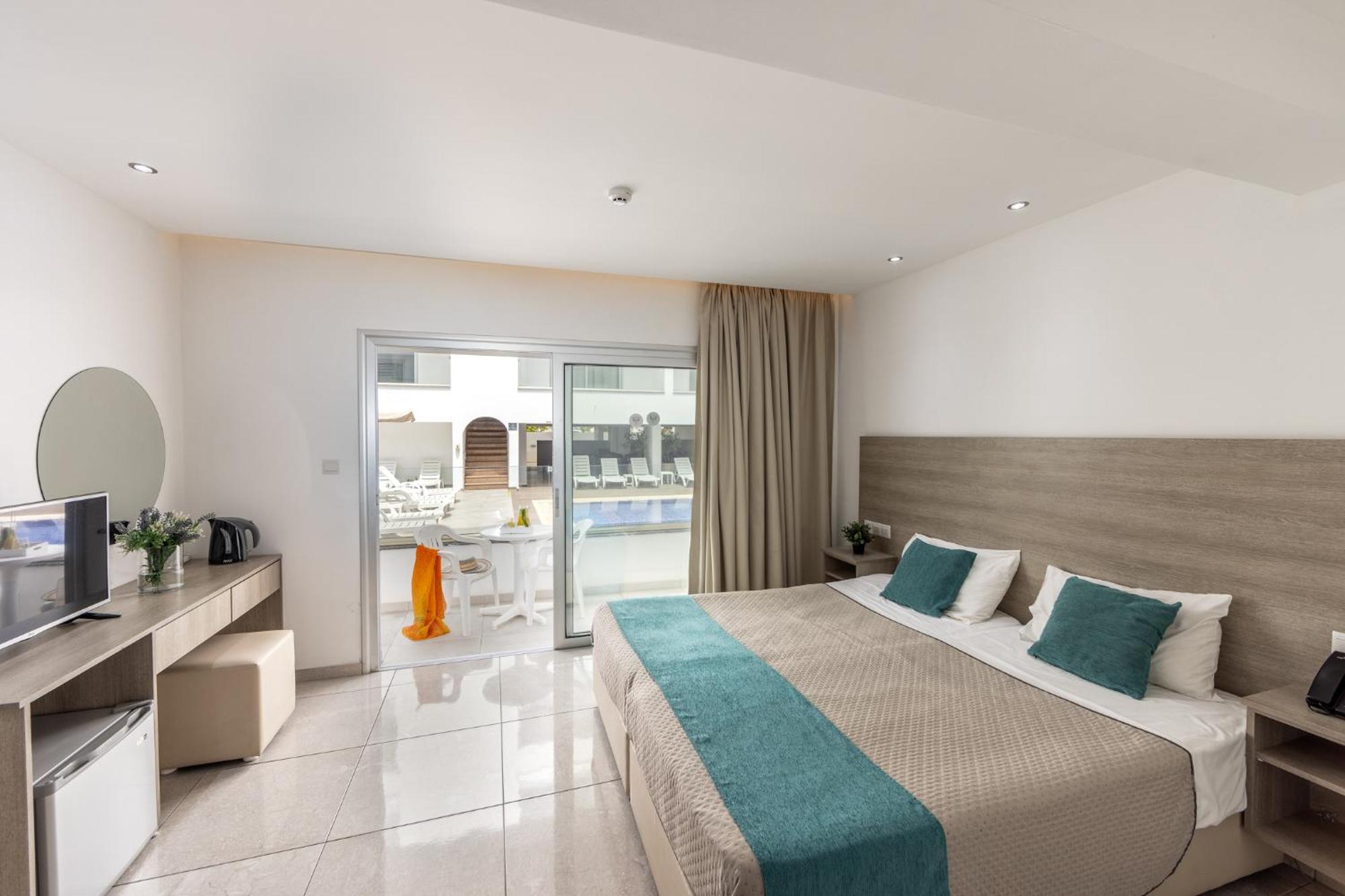 Milea Hotel Ayia Napa Værelse billede