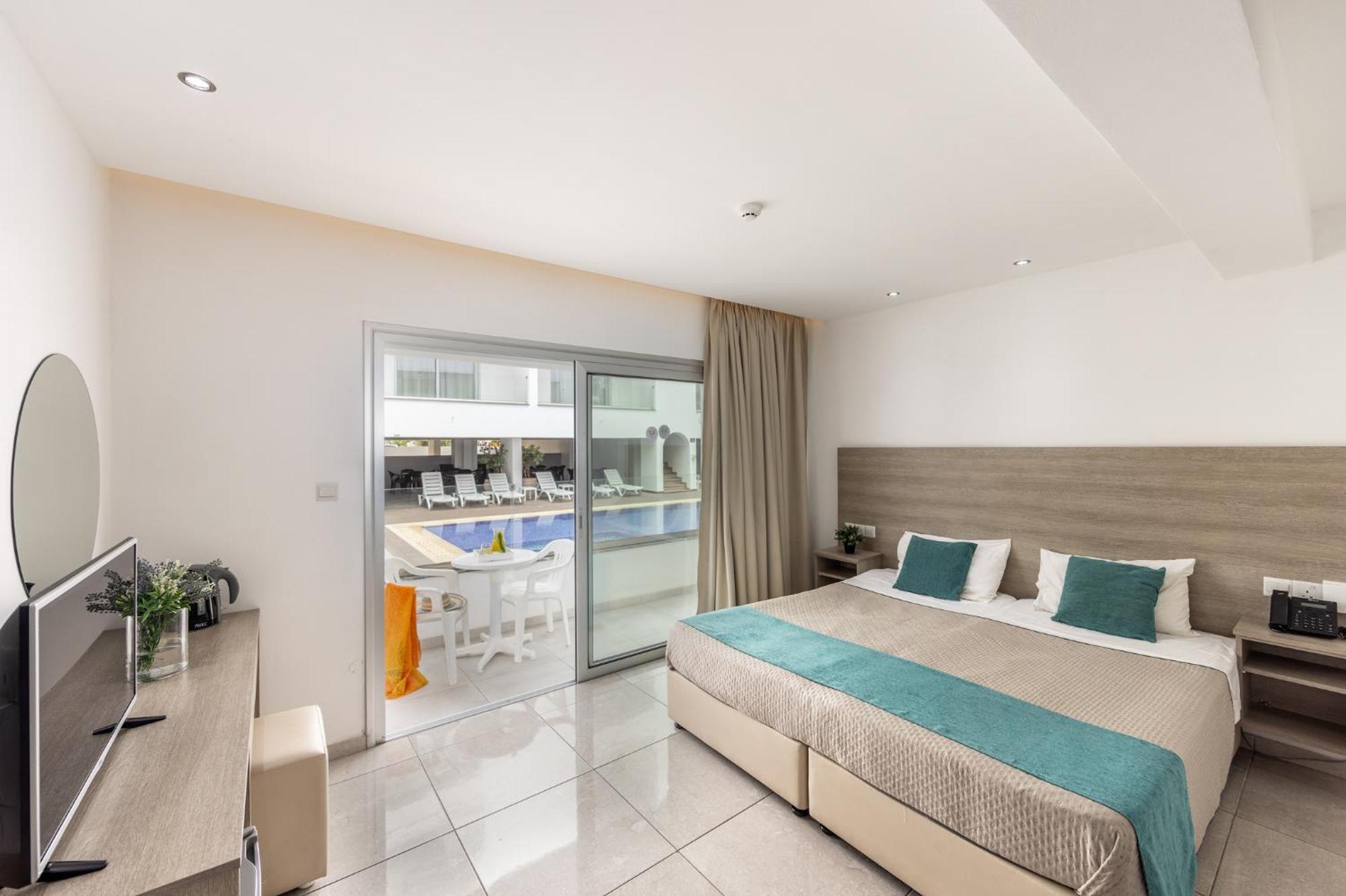 Milea Hotel Ayia Napa Eksteriør billede